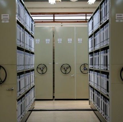 ตู้เก็บเอกสารแบบรางเลื่อน
ระบบพวงมาลัย File storage set